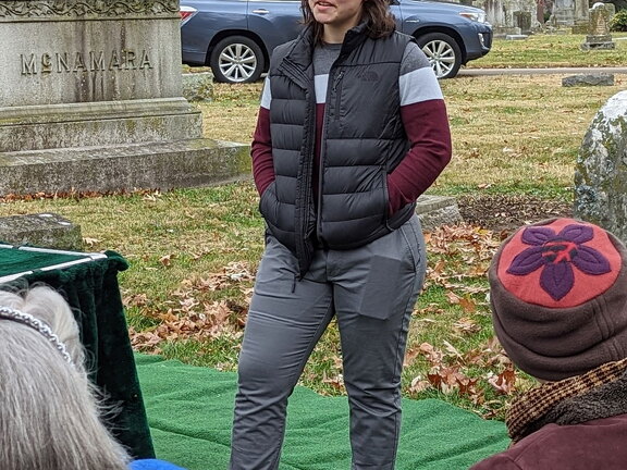 PXL 20221128 164654715.PORTRAIT