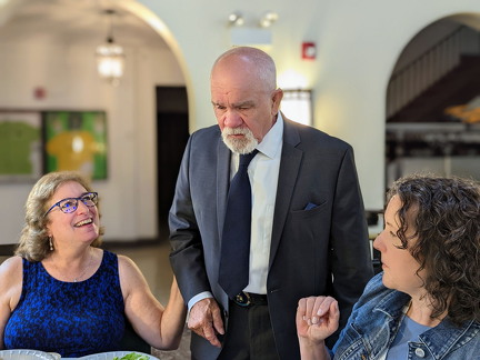 PXL 20220820 192303566.PORTRAIT2