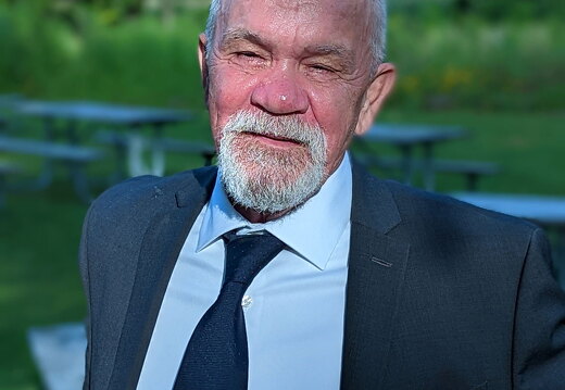 PXL 20220820 224440312.PORTRAIT