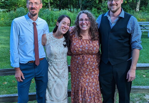 PXL 20220820 225250151.PORTRAIT