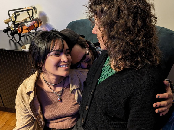 PXL 20240421 022813846