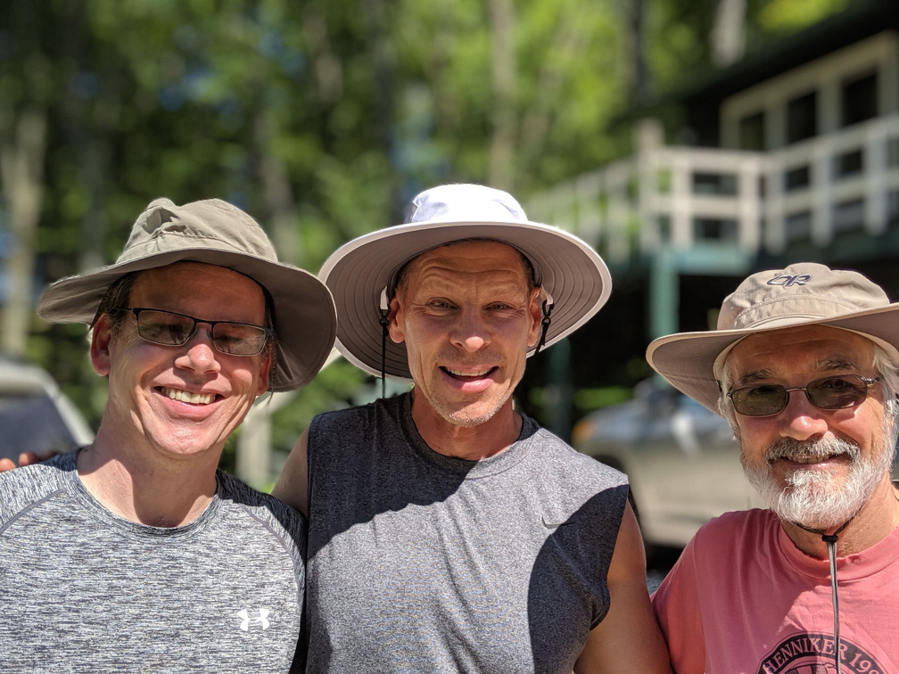 00100lPORTRAIT-00100-BURST20190809155830256-COVER