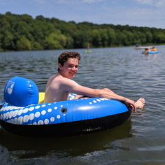 00100lPORTRAIT-00100-BURST20190810130247677-COVER