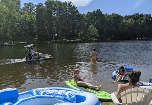 PXL 20210814 204927086