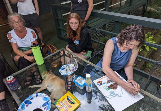 PXL 20220813 235437644