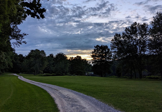 PXL 20220814 010543514 