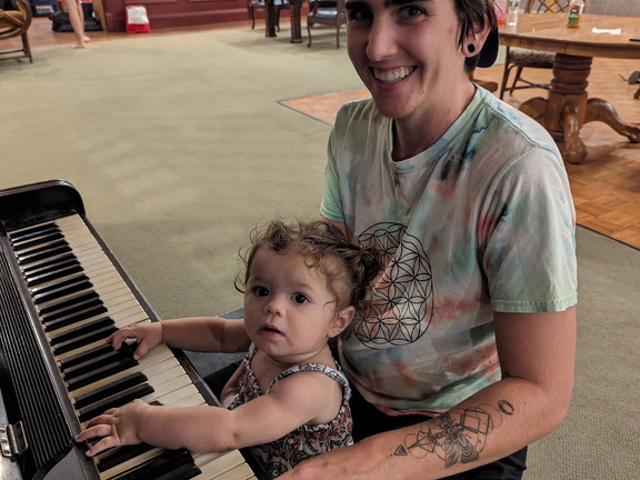 PXL 20230820 010032299