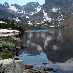 lakeisabelle-peaks-062502