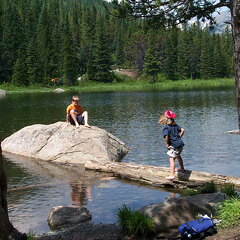 lostlaketrail-ezthea-lake-062202