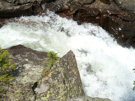 lostlaketrail-river-062202