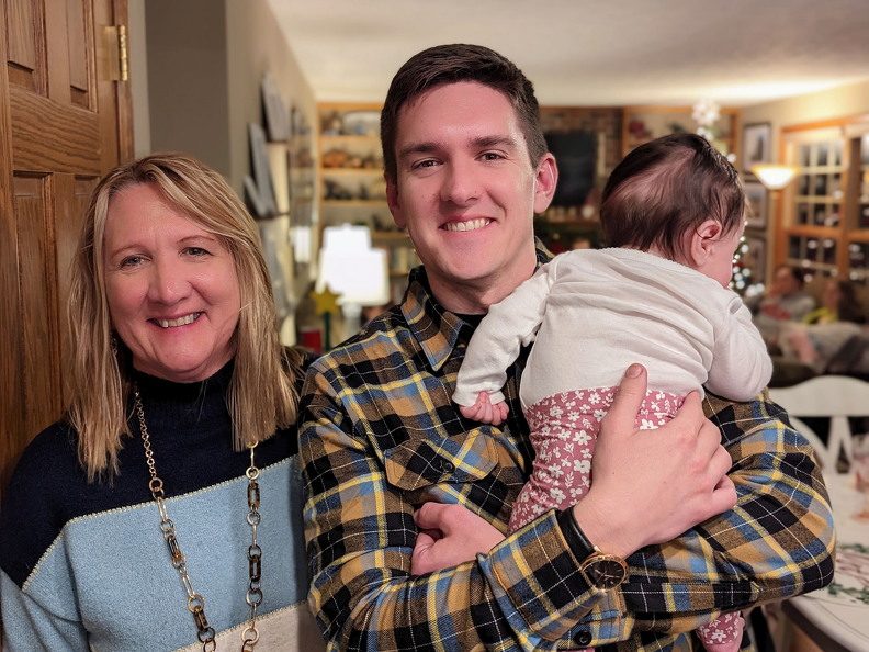 PXL 20221227 225516713.PORTRAIT 