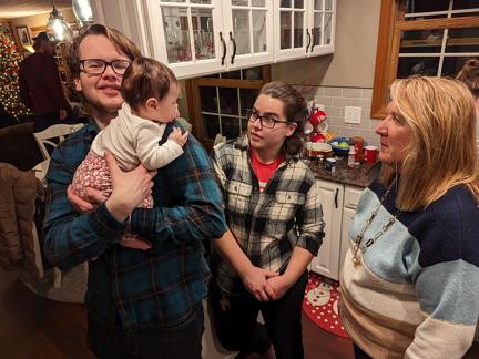 PXL 20221227 225923128