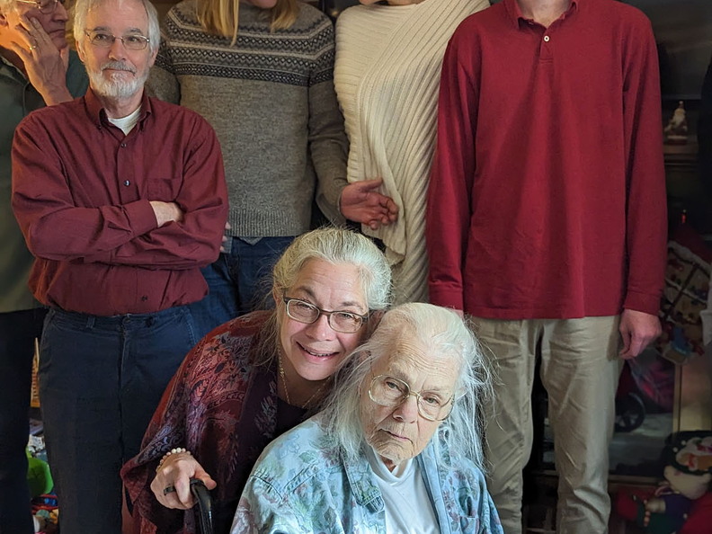 PXL 20221228 181845462.PORTRAIT