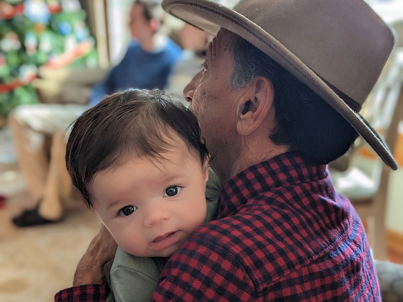 PXL 20221228 183634004.PORTRAIT-01