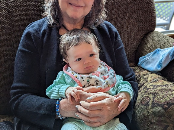 PXL 20221229 160712374.PORTRAIT-01