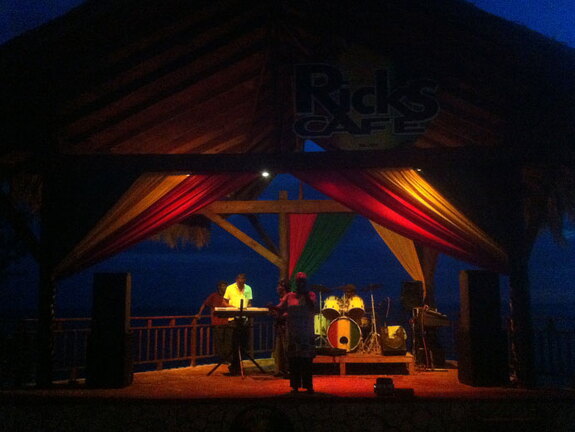 Ricks-Cafe-Band-Cliffs