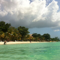 White-Sands-Negril-Hotel-Sea