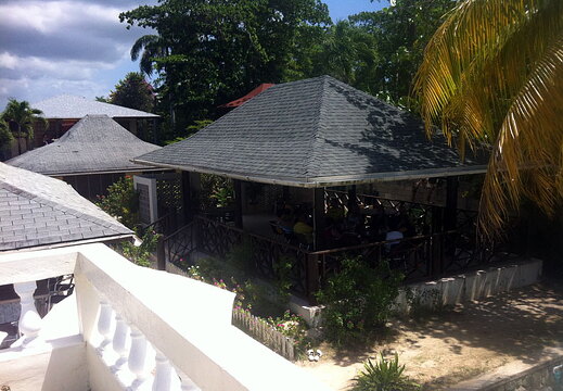 White-Sands-restaurant