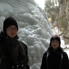 Ice-cavers