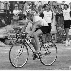 Breaking Away - Dave Stoller